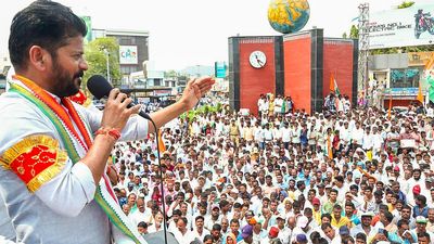 Will leave BRS in a bad shape if KCR touches Congress MLAs, Revanth thunders in Mahabubnagar