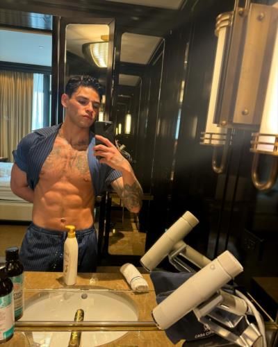 Ryan Garcia Shares Fitness Progress Through Mirror Selfies