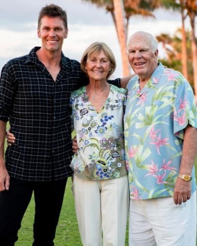 Tom Brady Celebrates Parents' 55Th Anniversary With Heartfelt Tribute