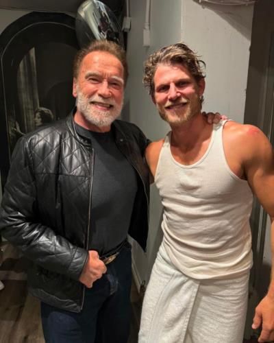 Arnold Schwarzenegger And Travis Van Winkle: A Charismatic Encounter