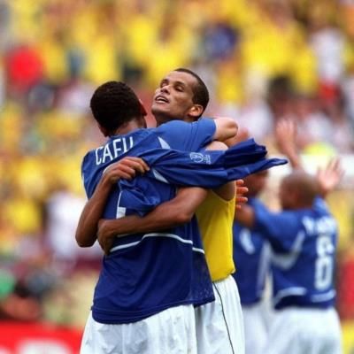 Cafu And Rivaldo: Football Legends Celebrate Friendship Through Memories