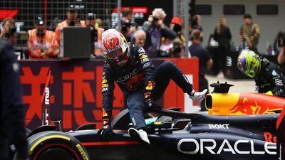 Verstappen blasts past Hamilton to win Chinese GP sprint