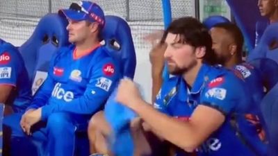 Caught providing illegal assistance to Suryakumar Yadav, Mumbai Indians' Kieron Pollard and Tim David fined