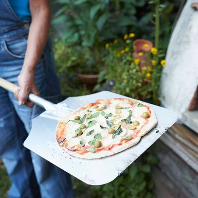 How to build a pizza oven - expert DIY advice to make wood-fired pizza outdoors