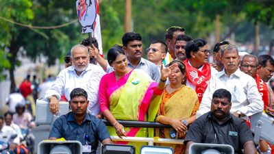 Five years on, probe into Vivekananda Reddy murder case achieved little progress: Y.S. Sharmila