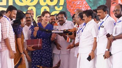 Kerala CM working with BJP to target Congress, says Priyanka