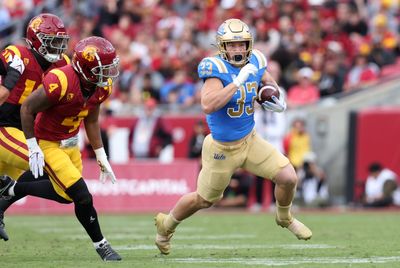 Could 49ers be viewing UCLA RB prospect as potential Kyle Juszczyk replacement?