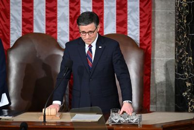 US House Passes $61B Aid Bill For Ukraine Amid Bipartisan Division