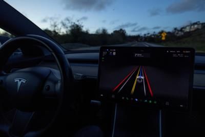 Tesla Reduces Full Self-Driving Software Price To ,000