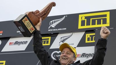 Motorsport identity Quinn gives finger to Taupo critics