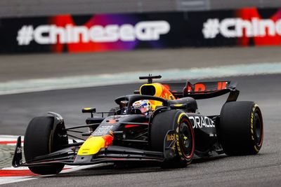 F1 Chinese GP: Verstappen dominates as Norris splits the Red Bulls