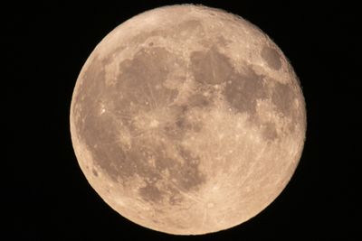 Why does NASA want a time zone on the moon?