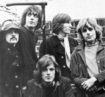 Pink Floyd's Dark Side Of The Moon Climbs Billboard Charts