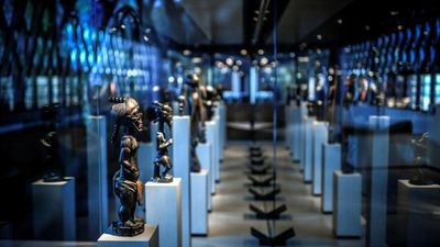 'Titanic' task of finding plundered African art in French museums