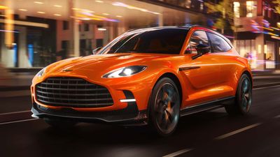 The Aston Martin DBX707 Gets a Far More Usable Cabin for 2025