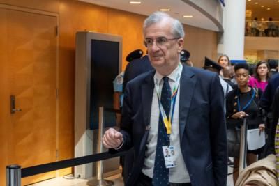 Villeroy Urges ECB To Proceed With June Rate Cut