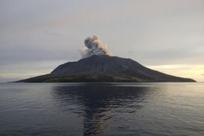 Indonesian Airport Reopens After Volcano Eruption Warning Lowered