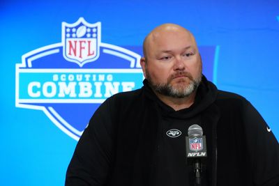 Bill Barnwell’s hypothetical trade sees Jets deal with Raiders, gain second-round pick