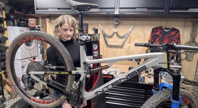 6 signs you need to stop riding your mountain bike and give it some workshop attention right now!