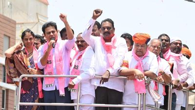 KTR asks people to teach lesson to Congress, BJP for betraying Telangana
