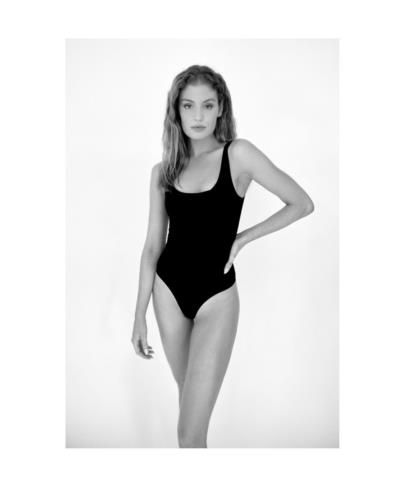 Moraya Wilson Radiates Confidence And Elegance In Black Swimsuit