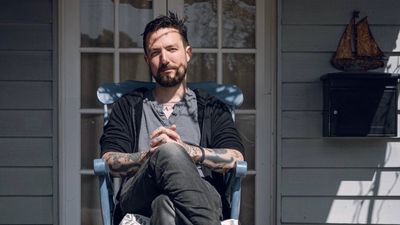 "I’m 42. It's not a sexy, rock’n’roll age…" Frank Turner announces summer headline tour of intimate venues