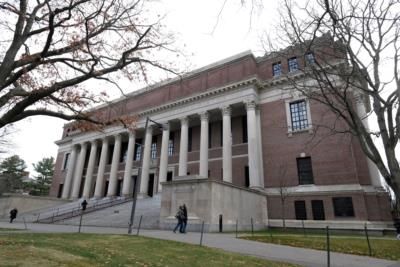 Harvard Yard Closed To Public, ID Required For Entry