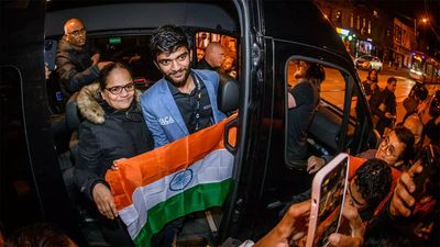 Watch: Gukesh celebrates historic FIDE Candidates win with fan meet-up in Toronto