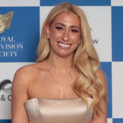 Stacey Solomon trades in her all-white kitchen for this daring, on-trend colour scheme