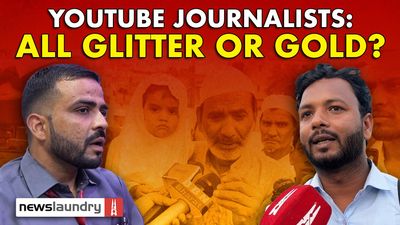 In poll season, is it only glitter or gold for YouTube journalists?