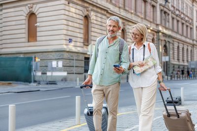 Five Ways to Save on Your Phone Bill When Traveling Abroad
