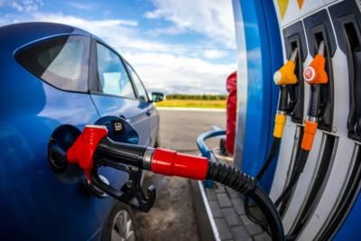 California Gas Prices Drop Slightly