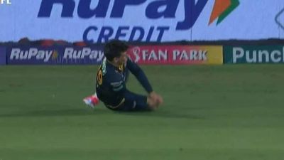Watch: Noor Ahmad grabs a stunning catch to dismiss Prithvi Shaw in DC-GT IPL match