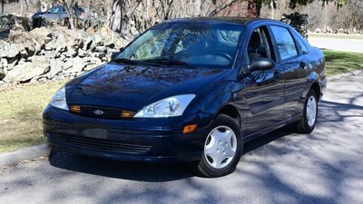 You Can Own The Lowest-Mileage, Least-Equipped 2002 Ford Focus in the World
