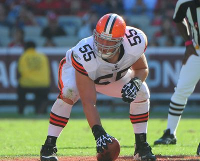 First-round draft hit rates: Tracking rates from the best (centers) to the worst (WRs)