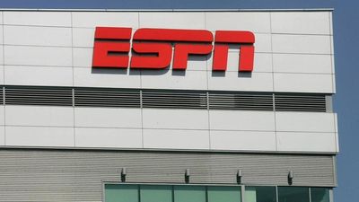 Top ESPN host admits to nearly leaving the company last year