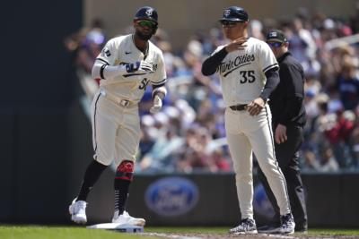 Chicago White Sox Drop To 3-22, Losing Streak Continues