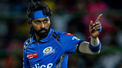 'Don't think as captain he's quite got it right': Former Australia great criticizes Hardik Pandya's captaincy at Mumbai Indians