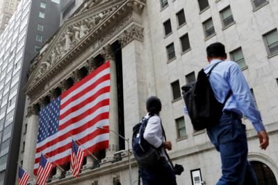 Investors Prepare For 5% Treasury Yields Amid US Inflation Concerns