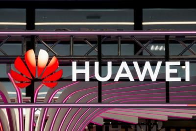 Huawei's Smart Car Tech Boosts Automakers' China Sales