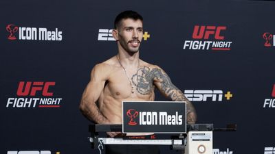 UFC on ESPN 55 weigh-in results: Two fighters heavy – including 2.5-pound miss