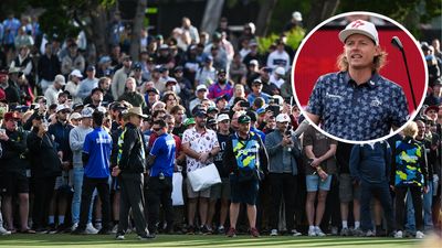 Watch: Cameron Smith Followed Down 18 By Massive Crowd In Throwback Scenes At LIV Golf Adelaide