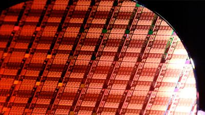 TSMC to go 3D with wafer-sized processors — CoW-SoW technology allows 3D stacking for the world's largest chips