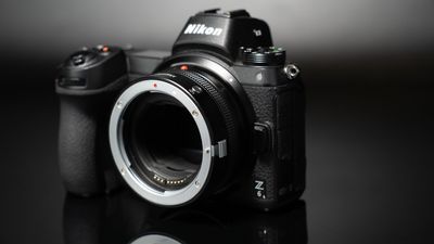 Will this adaptor tempt Canon DSLR users to use Nikon mirrorless cameras?