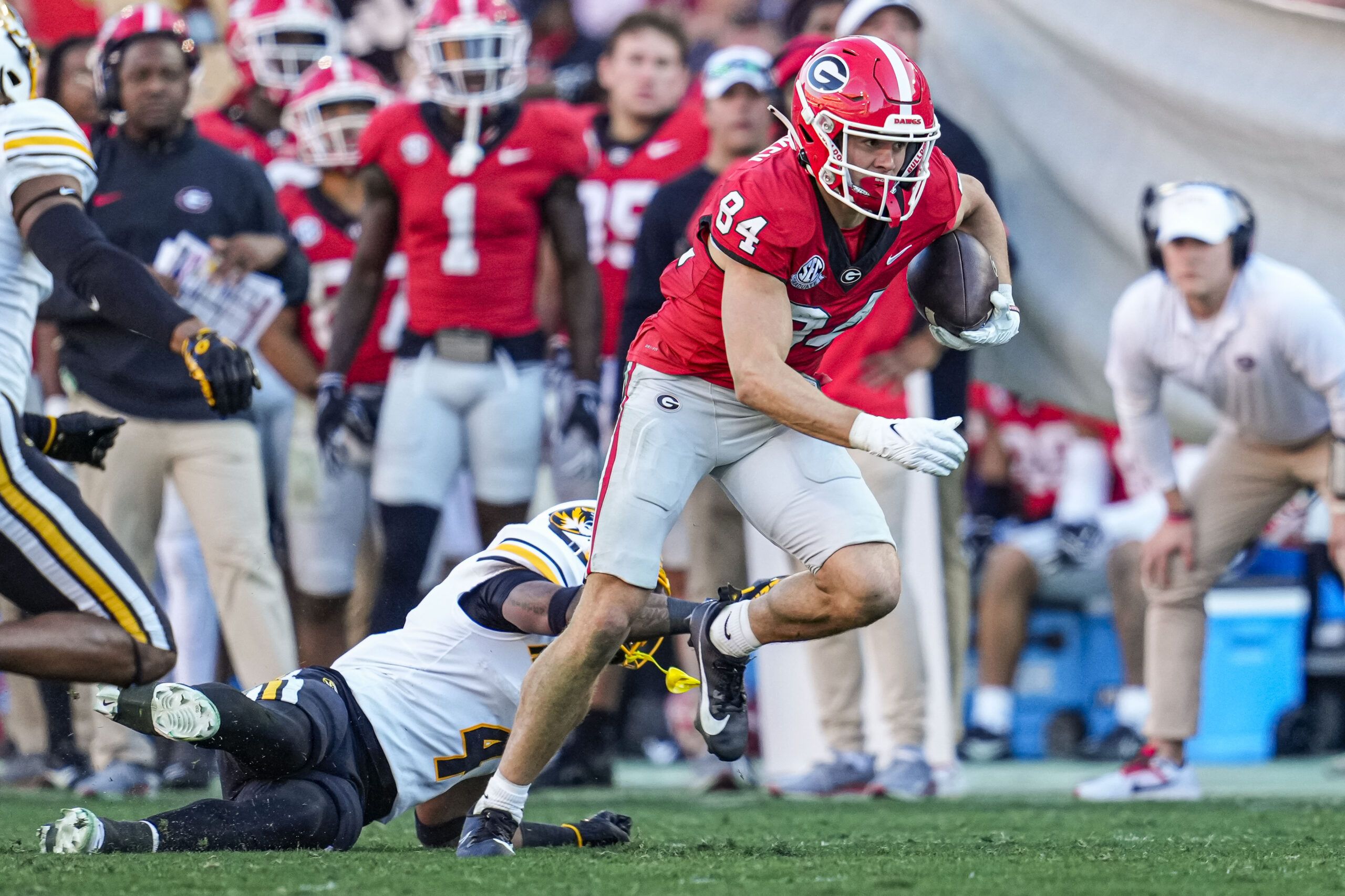 Los Angeles Chargers Select Georgia WR Ladd McConkey…