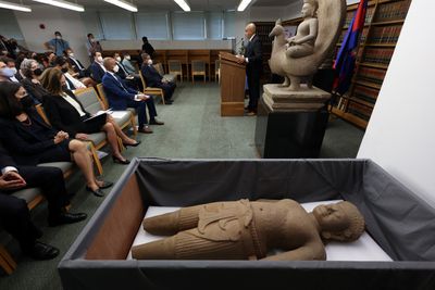 US returns ancient artefacts looted from Cambodia, Indonesia