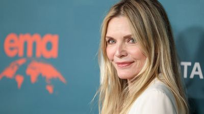 Michelle Pfeiffer uses this decor technique to create subtle boundaries in her open-concept living area