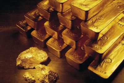 Gold Market Sees Fluctuations, Ends Week On Positive Note