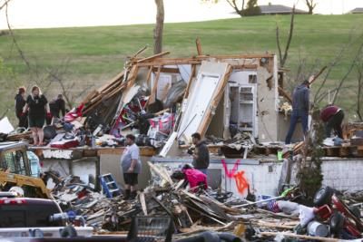 Midwest Tornadoes Cause Havoc, Damaging Homes And Injuring Dozens