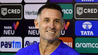 IPL-17 | The dew has been a challenge for the CSK bowlers at home, says Michael Hussey